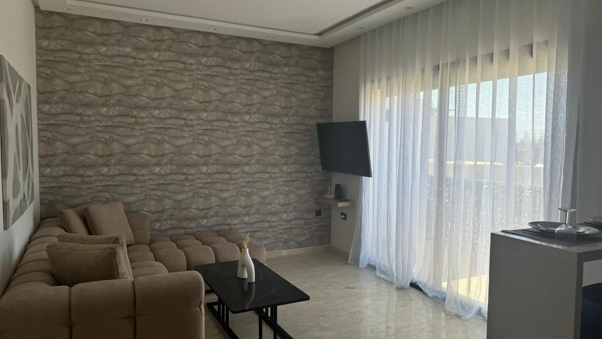 38 Studio Luxueux- Corniche A 5 Min Casablanca Apartment